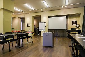 ALTER stuudio on sobiv paik koolituste, seminaride, esitluste, ettekannete, konverentside ja koosolekute korraldamiseks
